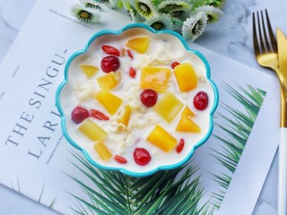 13、木瓜炖牛奶,完成。