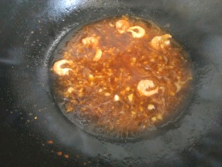 15、蒜蓉小油菜,放入淀粉汁烧开汤汁浓稠关火