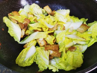11、白菜炒豆腐,快速翻炒均匀