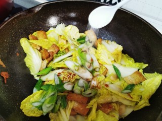14、白菜炒豆腐,盐