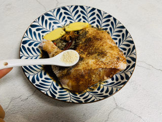 11、电饭煲焖鸡,鸡精