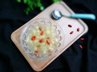 17、百变水果  桂香酸甜苹果羹,带着桂花的香味酸甜苹果羹吃一碗真的很舒服