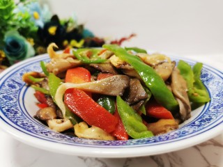17、青椒炒平菇,成品图
