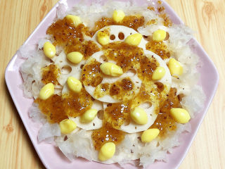 10、桂花莲藕,淋上50ml糖桂花。