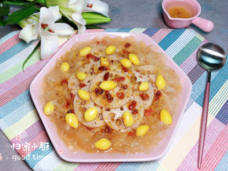 15、桂花莲藕,吃上一口，甜蜜蜜的糖桂花味道，香极了！