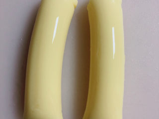 3、铁板日本豆腐,准备好玉子豆腐。