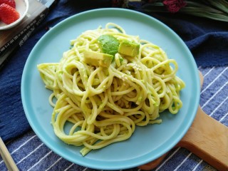 10、牛油果意面,完成~