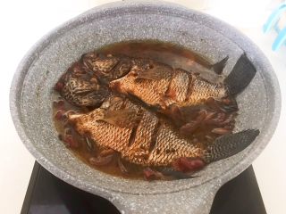 20、红烧鱼,红烧鱼熟了~