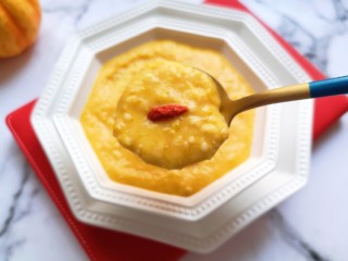 15、奶香南瓜粥,顺滑又好吃。