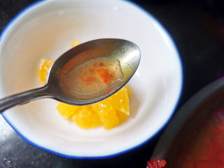 12、橙香红糟鸭脯,加入桂花蜜备用