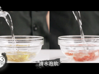 12、美容养颜气色好,桂花红枣银耳雪梨汤,清水泡软