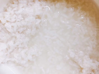 4、红薯圆子,准备好酒酿