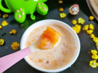 15、南瓜西米露,加入炼乳搅拌均匀再食用