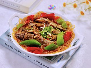 16、酱焖黄鱼粉条,成品一