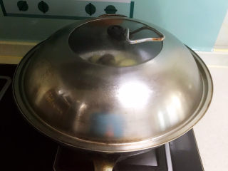 18、鱼香茄饼,大火烧开后蒸15分钟