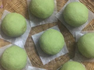 12、青团,这就可以上锅蒸啦……