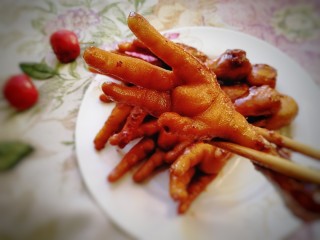 16、玫瑰凤爪,放凉吃口感更好，满满的胶原蛋白。