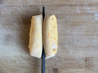 29、南瓜花卷,像这样