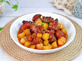 16、红烧土豆,这样红烧土豆炖排骨就好啦！