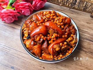 11、黄豆炖猪蹄,成品图四