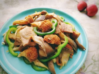 17、蘑菇炒肉,鲜香、嫩滑、美味、下饭。