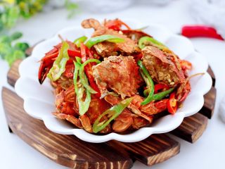 15、酱香花蟹,下饭下酒都超赞,追剧也是杠杠滴,你还在等什么,赶紧来试试吧~