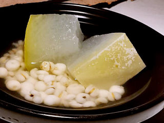 17、冬瓜炖薏米芡实汤,成品图