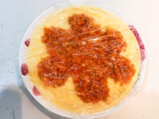 18、南瓜鸡蛋羹,盖上保鲜膜