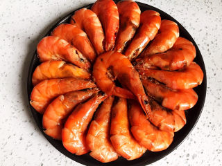 16、爆炒基围虾,爆炒基围虾香辣适宜，口感独特~