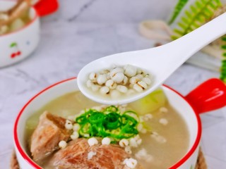 16、冬瓜薏米排骨汤,薏米特别好吃。