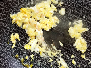 5、玉米炒饭,炒熟