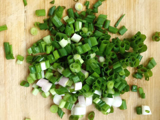 11、玉米炒饭,切成葱花