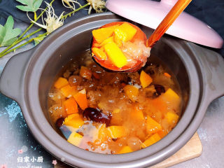 15、木瓜炖银耳,满满的胶原蛋白。