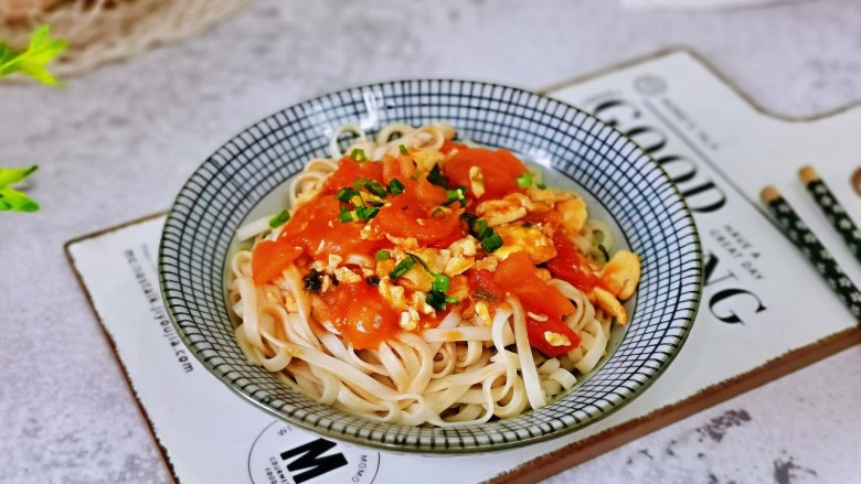 西红柿鸡蛋拌面