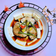 鳕鱼炖豆腐
