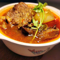 萝卜牛腩煲