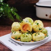 双色西葫芦韭菜生煎包