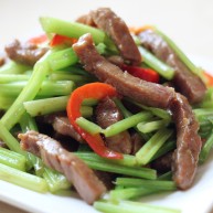 西芹炒牛柳