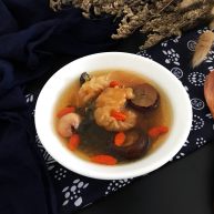 花胶乌鸡汤滋补又养颜