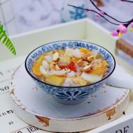 百合酒酿苹果核桃羹