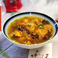 虫草花鸡汤香菇虫草花鸡汤