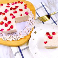 养颜玫瑰花胶牛奶冻