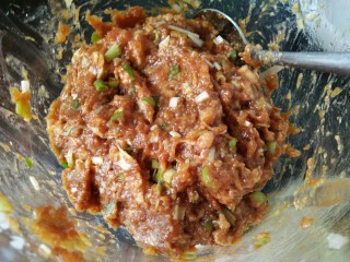 6、千层肉饼,搅拌均匀会更香