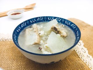 8、冬瓜薏仁排骨汤,成品图