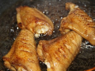 13、可乐鸡翅,收汁即可