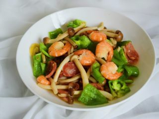 18、炒三鲜,色香味都俱全的哦。一起动手试试吧。