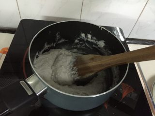 8、紫芋绵绵包,小火炒到糊状