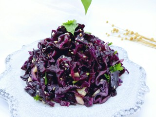 18、凉拌紫甘蓝,近看，真的非常的爽口。
