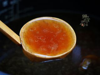 13、好看更好吃的红烧牛肉面,汤汁尤其的清澈香浓。