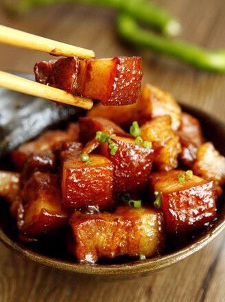 人生不止眼前的苟且,还有让人流口水的红烧